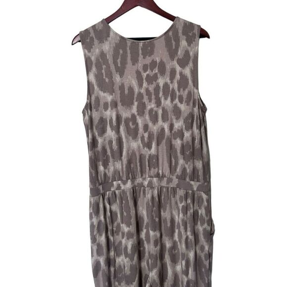G By Giuliana Leopard Print Sleeveless Jersey Wrap Jumpsuit Beige Size Large - Picture 9 of 15